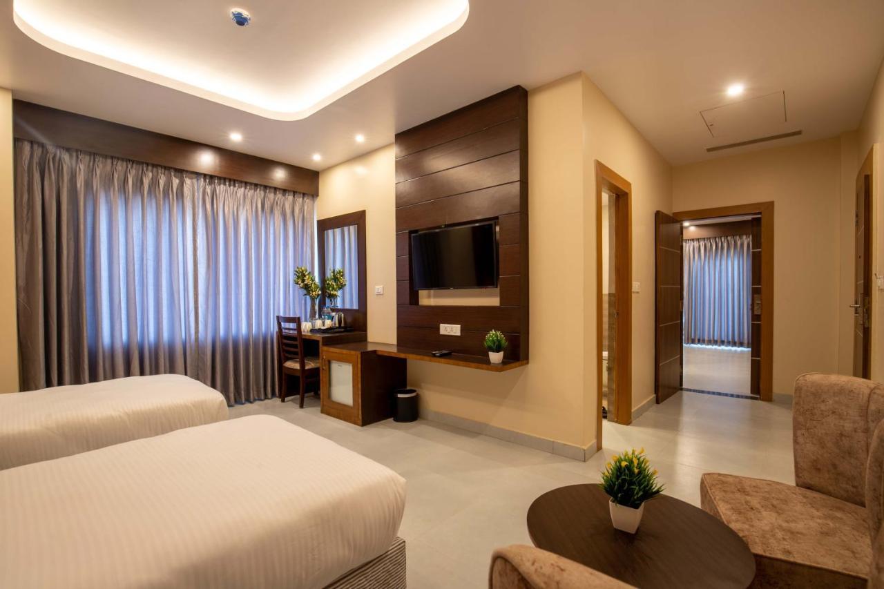 Hotel Palm International Butwal Extérieur photo