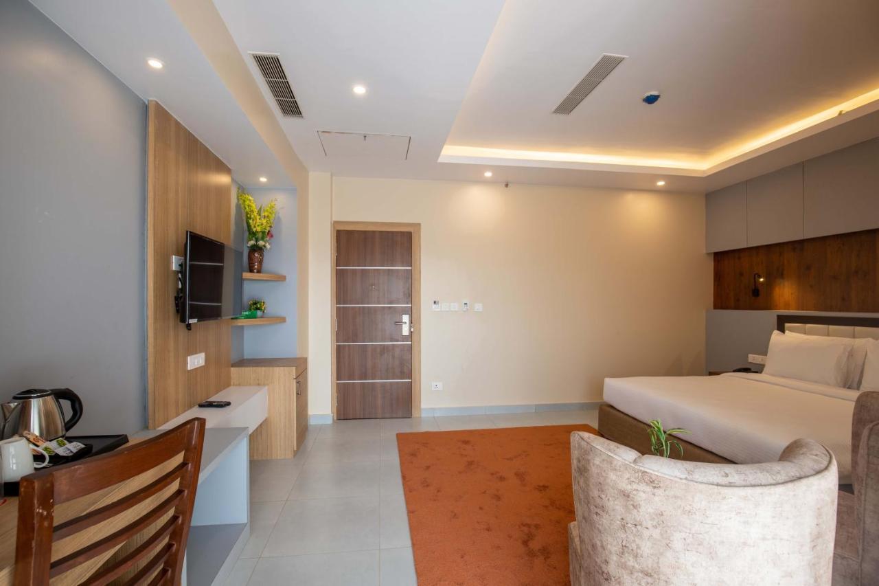 Hotel Palm International Butwal Extérieur photo