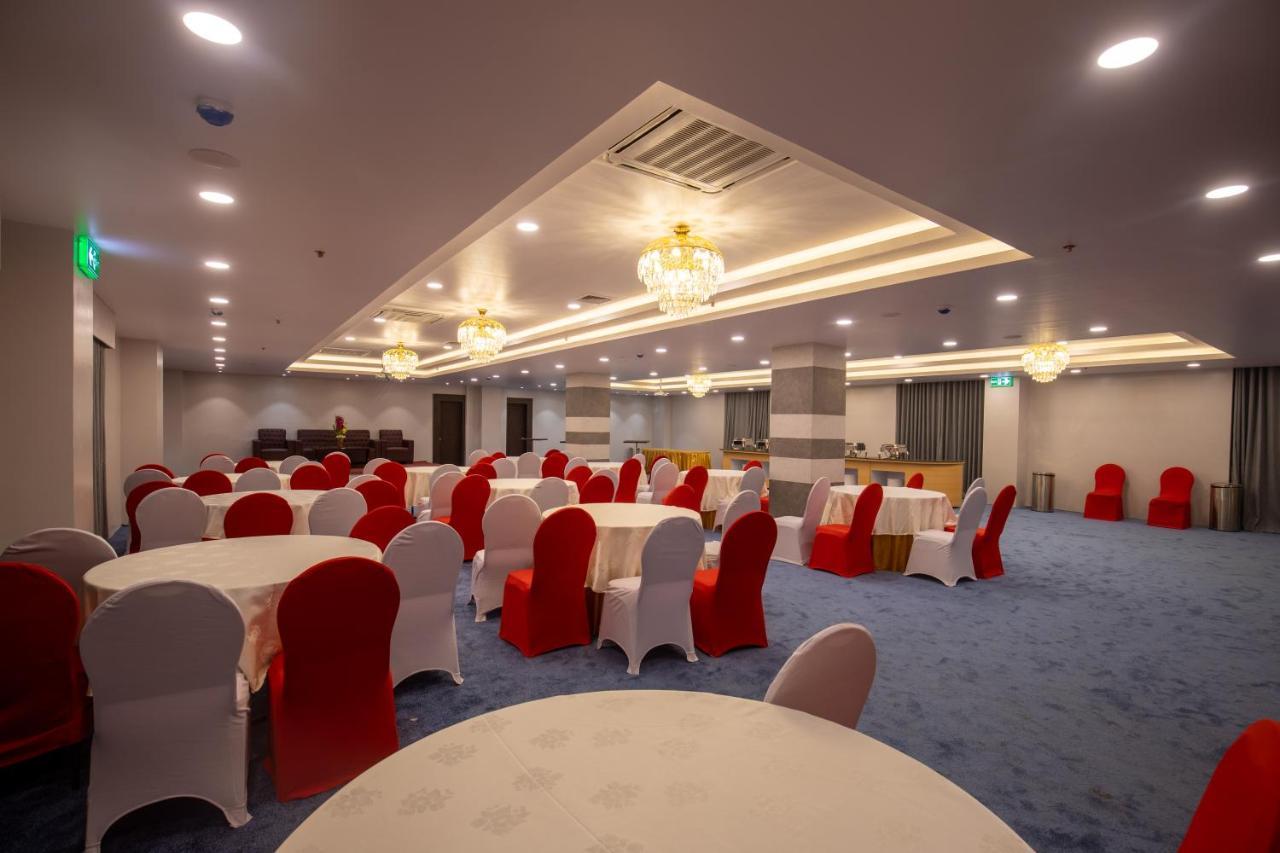 Hotel Palm International Butwal Extérieur photo