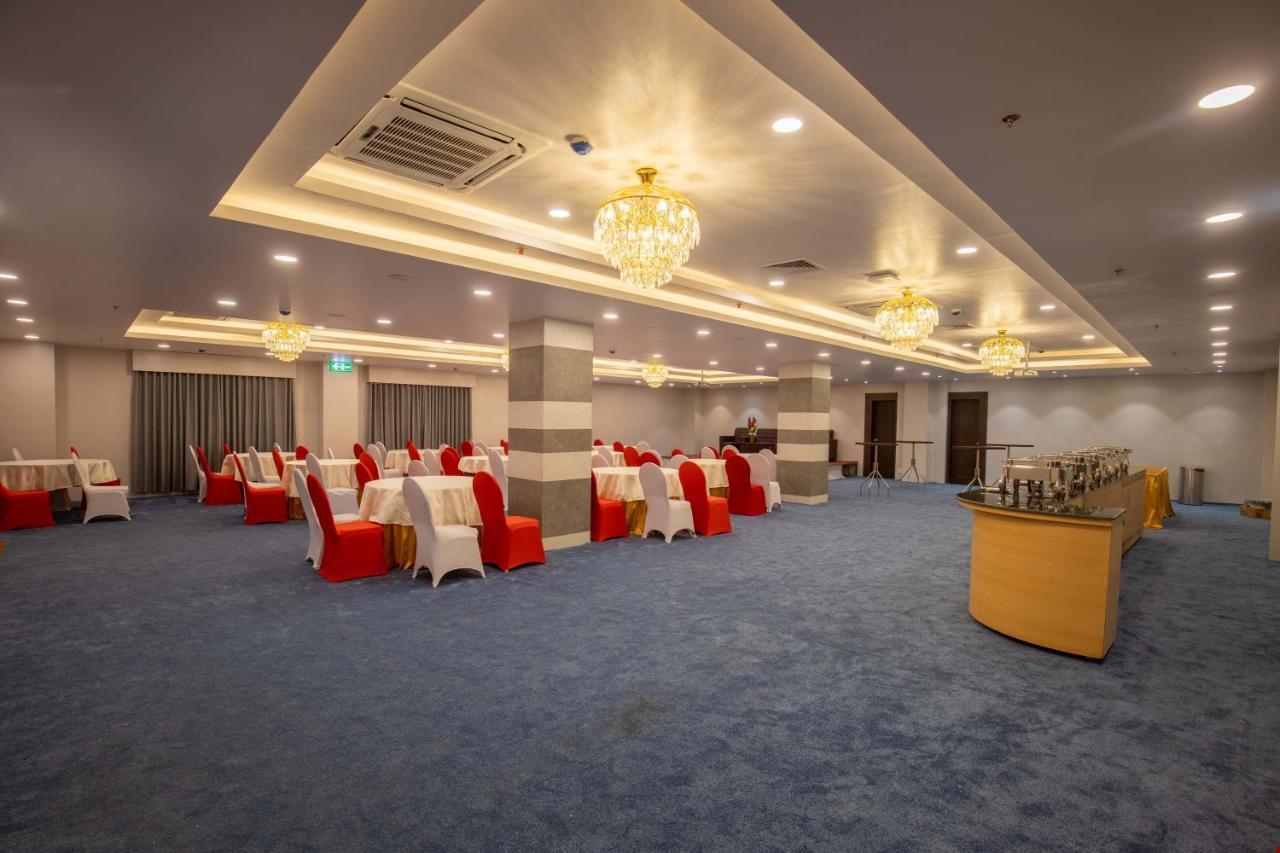 Hotel Palm International Butwal Extérieur photo