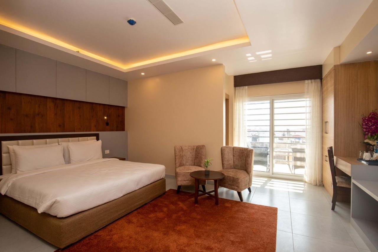 Hotel Palm International Butwal Extérieur photo